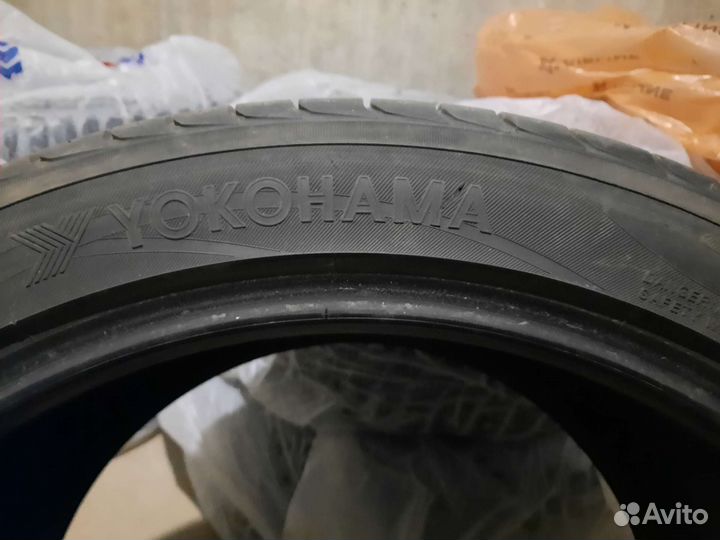 Yokohama Advan Sport V105 315/35 R20 и 275/40 R20