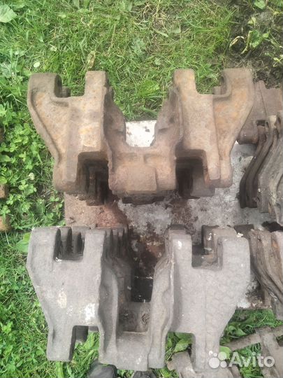 Лемеха, Траки дт 75