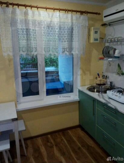 Дом 24 м² на участке 1 сот.