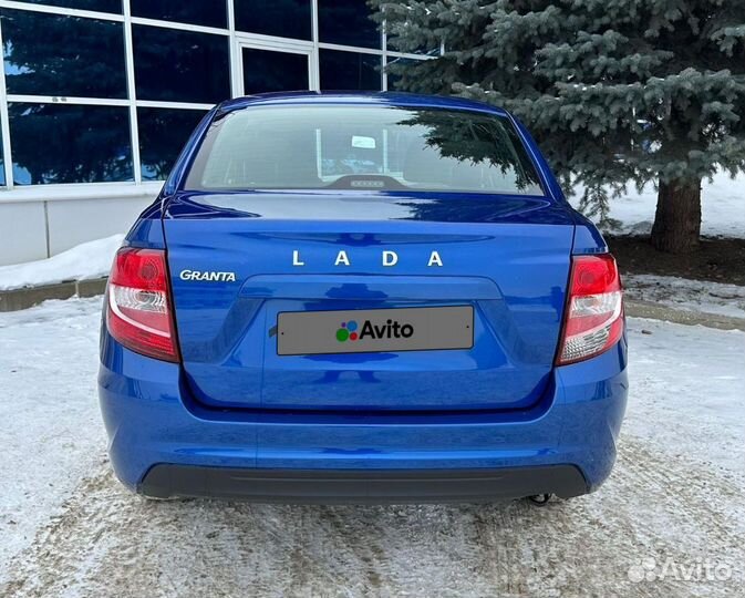 LADA Granta 1.6 МТ, 2022