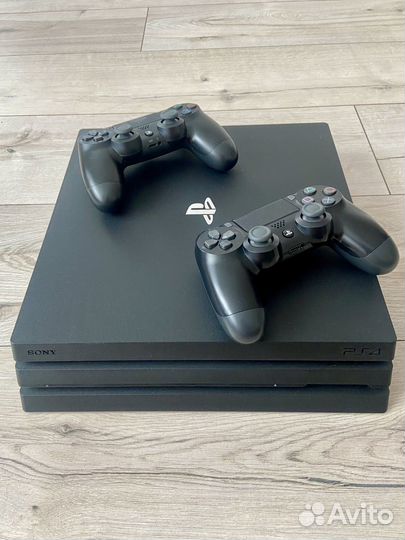 Sony playstation 4 PS4 pro 1tb