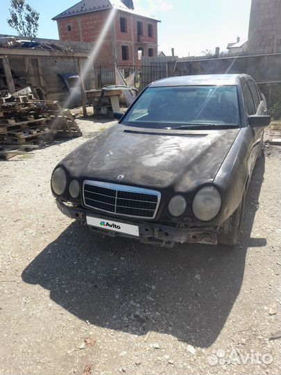 Mercedes-Benz E-класс 2.2 МТ, 1997, 450 000 км