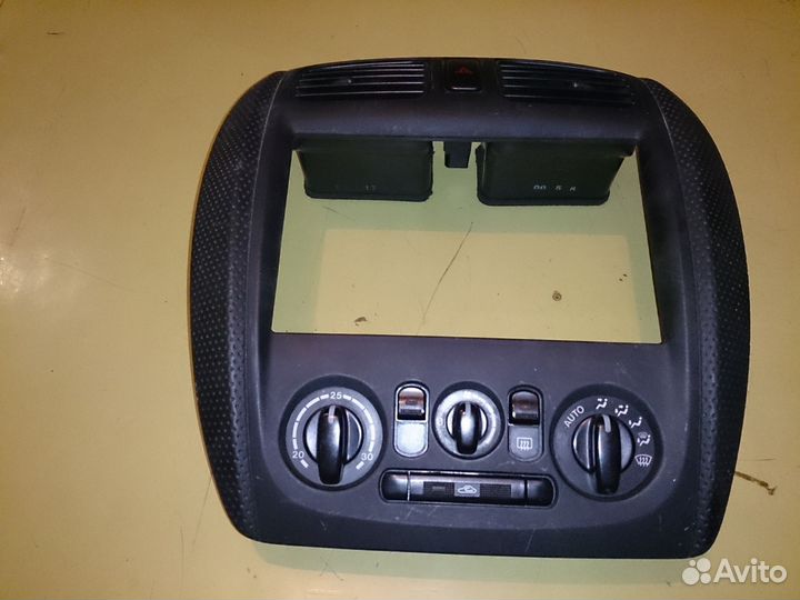 Блок управления отопителем и вентиляцией