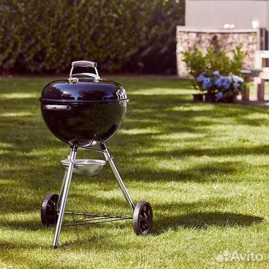 Угольный гриль Weber Original Kettle E-4710 47см