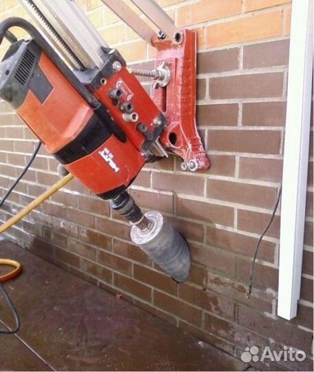 Алмазное бурение отверстий