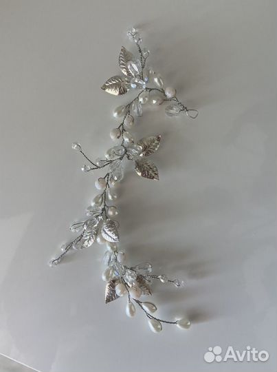 Свадебные аксессуары на прическу