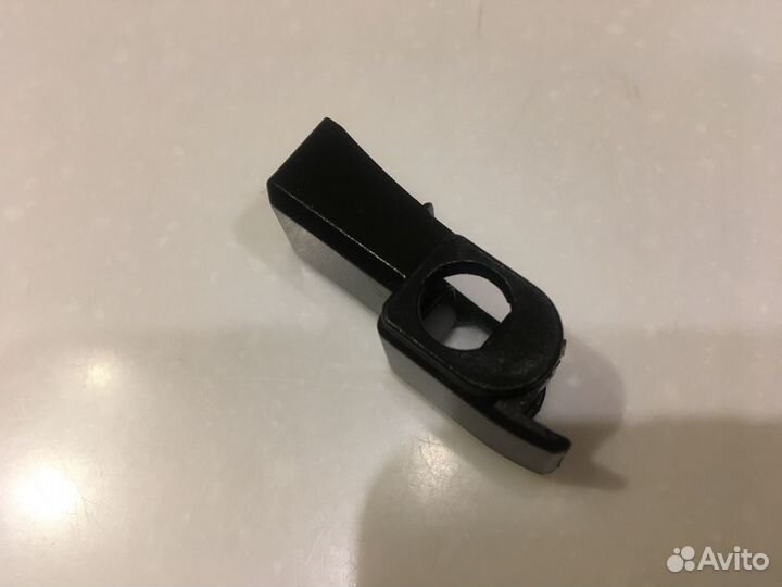 Заглушка на поводок дворника Bosch