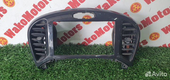 Консоль магнитофона Nissan Juke YF15 HR16DE 1.6