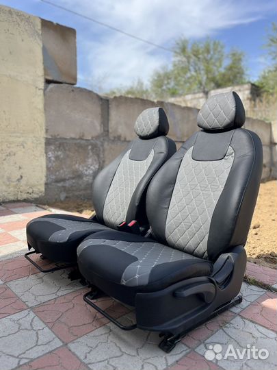 Сиденья на ниву от иномарки
