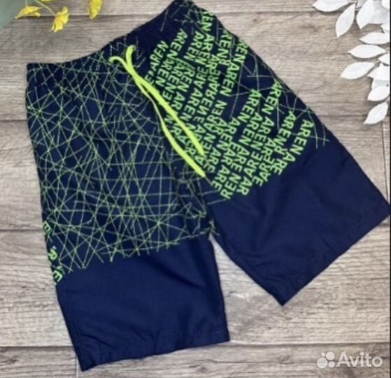 Шорты на подростка новые