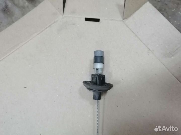 Трос газа Volvo s40