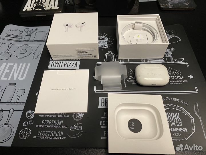 AirPods Pro (б/у с гравировкой)