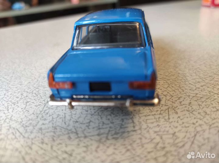 Модель Москвич 412 А10