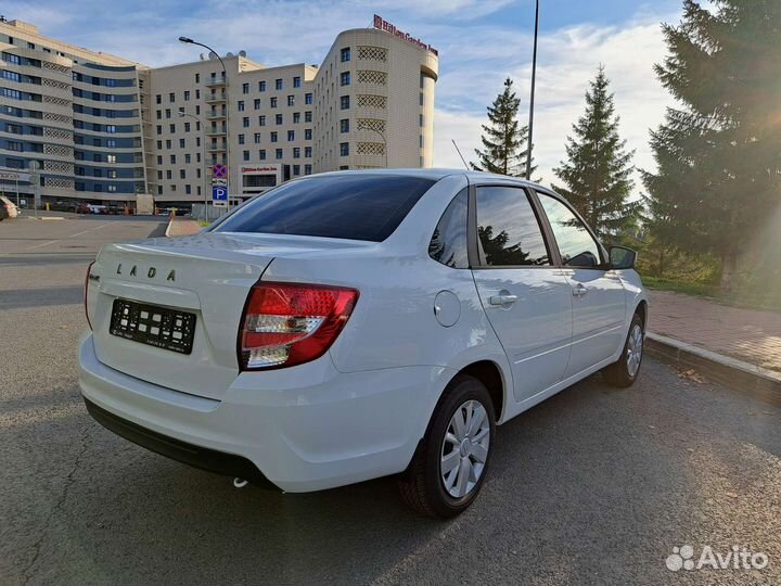 LADA Granta 1.6 МТ, 2023, 1 км