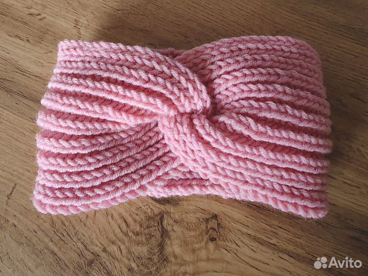 Повязка на голову вязаная