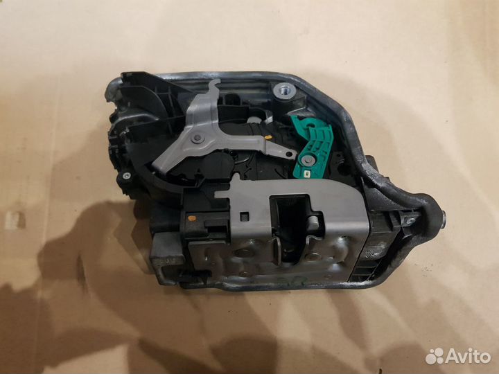 Замок двери зад прав BMW 5' G30 6' G32 GT 7' G11 L