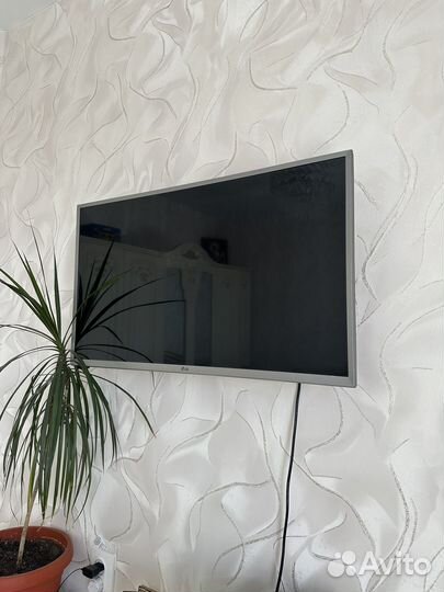 Телевизор lg SMART tv 32