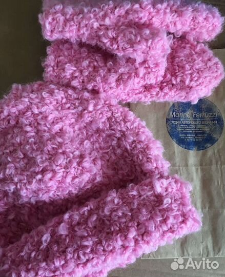 Комплект шапка и варежки женский