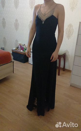 Вечернее платье