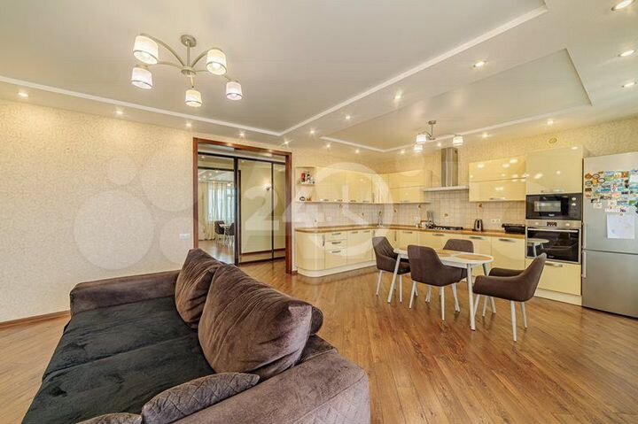 3-к. квартира, 103 м², 10/10 эт.