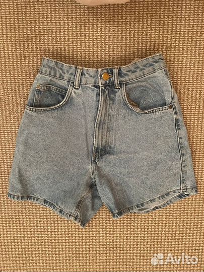 Джинсовые шорты