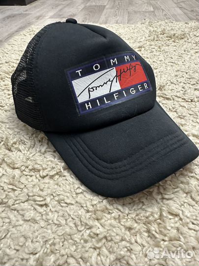 Кепка женская tommy hilfiger черная