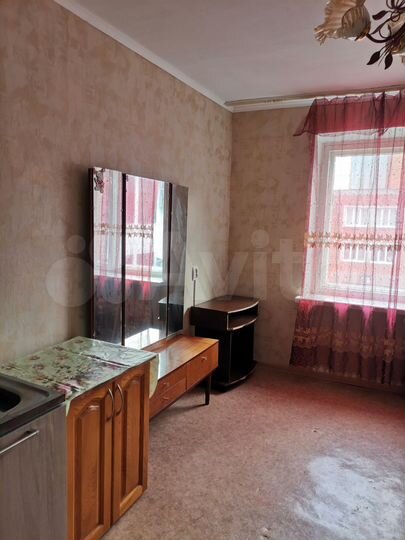 Комната 12 м² в 6-к., 3/5 эт.