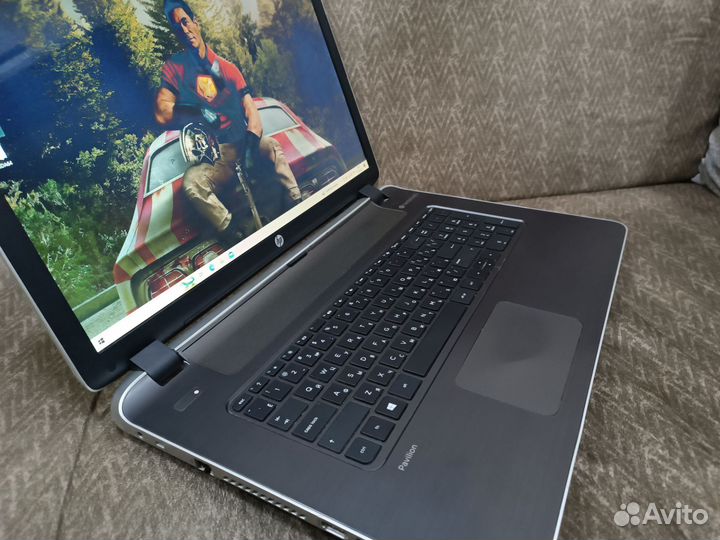 Hp 17.3/intel i5/Nvidia 2gb