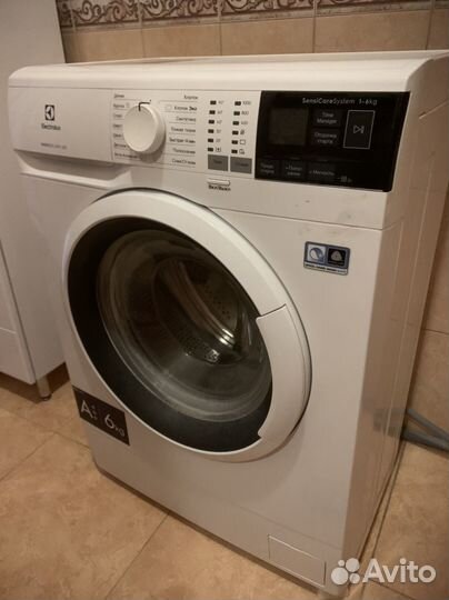 Продаю стиральную машинку на запчасти