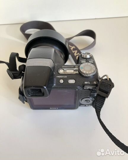 Фотоаппарат Sony DSC-H5 на детали