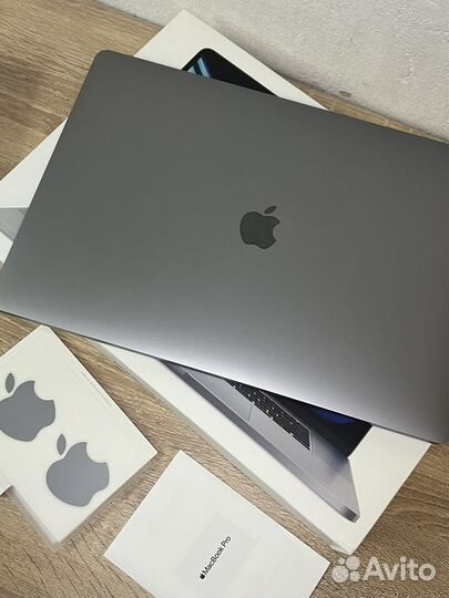 MacBook Pro 16 2019 i7/16/512/5300M