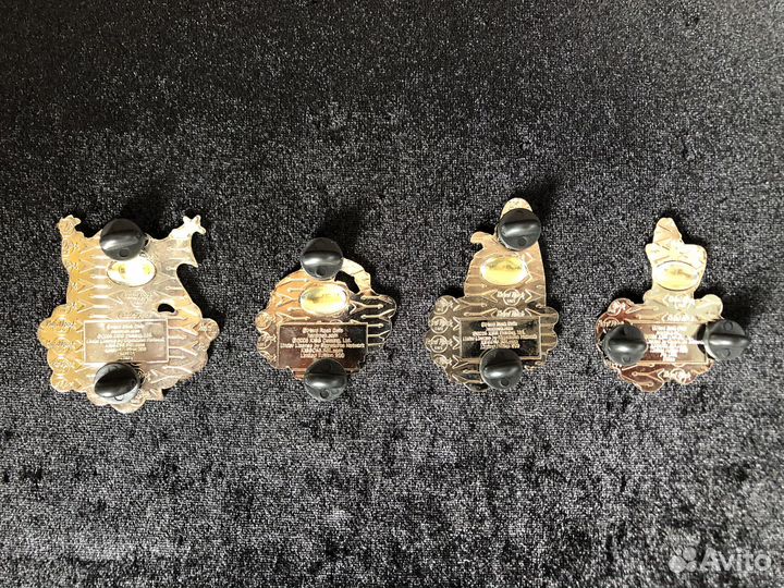 Сет из 4 значков Hard Rock Cafe Kiss Clouds, 2005