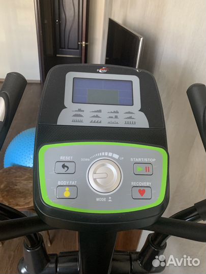 Эллиптический тренажер