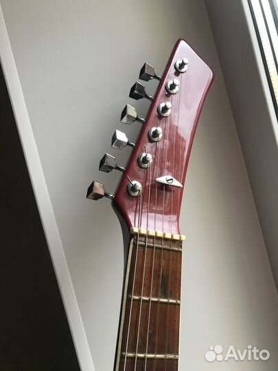 Электрогитара Урал 650 арт.422 р