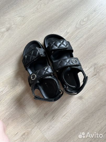 Сандалии женские 36