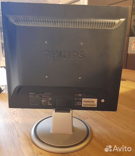 Монитор для компьютера 17 Philips