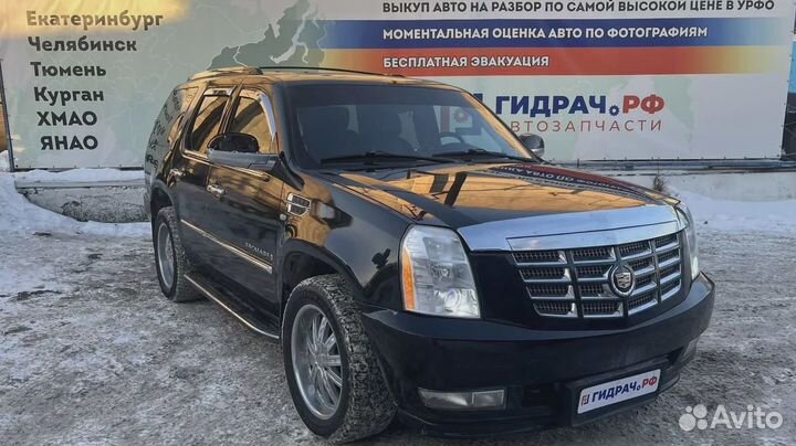 Покрытие напольное заднее Cadillac Escalade III. Д