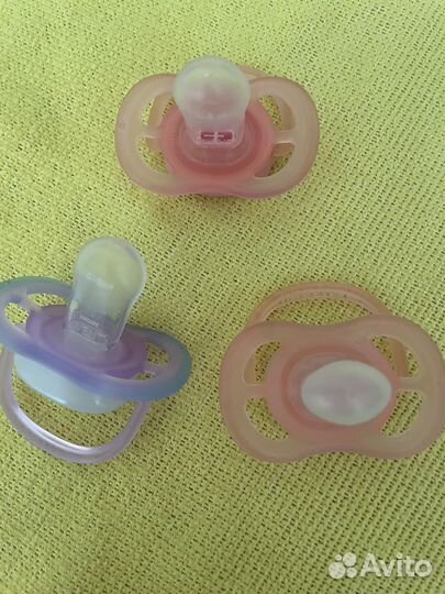 Пустышка avent новая 0-6
