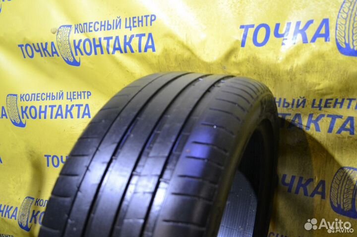 Michelin Pilot Super Sport 255/45 R19