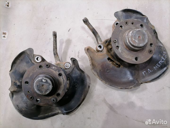 Поворотный кулак цапфа перед Mercedes 190 W201