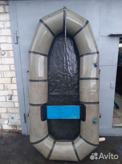 Лодка надувная одноместная