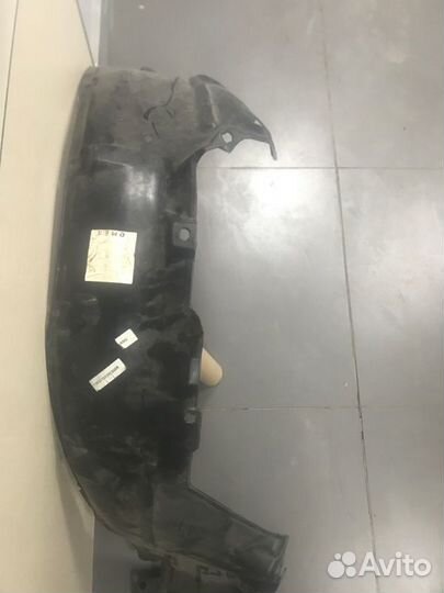 Подкрылок передний правый Nissan Cefiro A32 VQ20DE