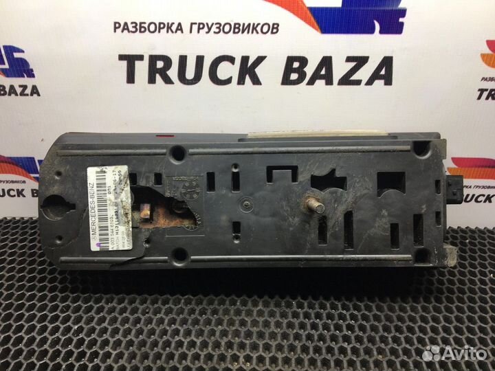 Фонарь задний левый Mercedes-Benz Actros