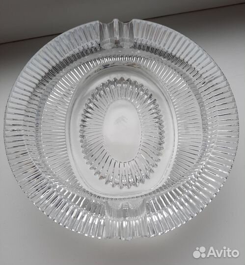 Стаканы,кофейные пары,пепельница,пивная кружка