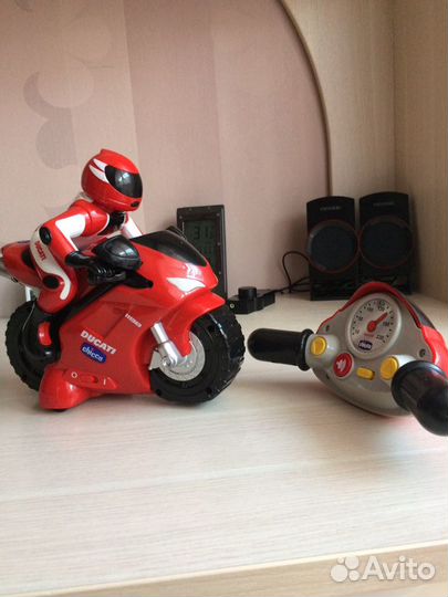 Мотоцикл Chicco c пультом