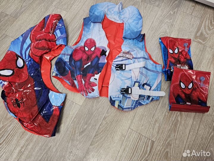 Нарукавники, жилет, круг для плавания