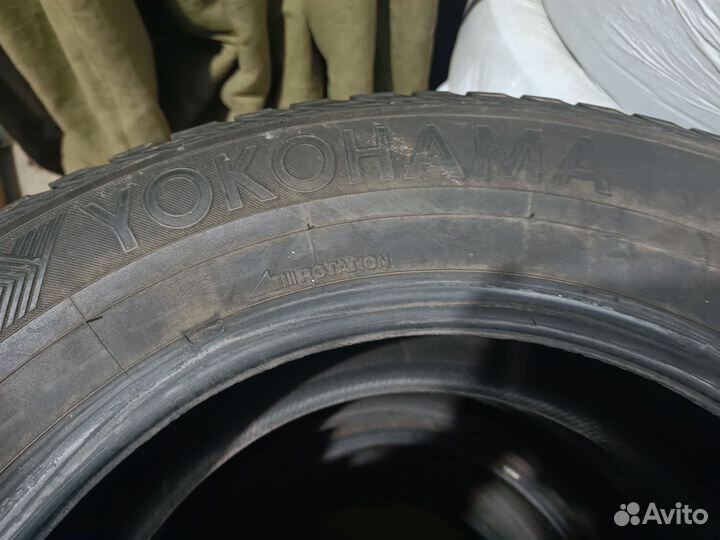 Yokohama 104ZR 225/65 R17