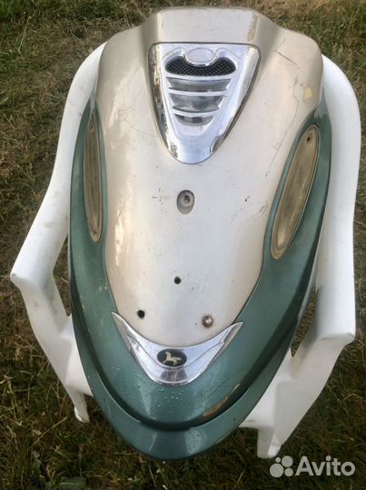 Клюв (передний обтекатель) для скутера