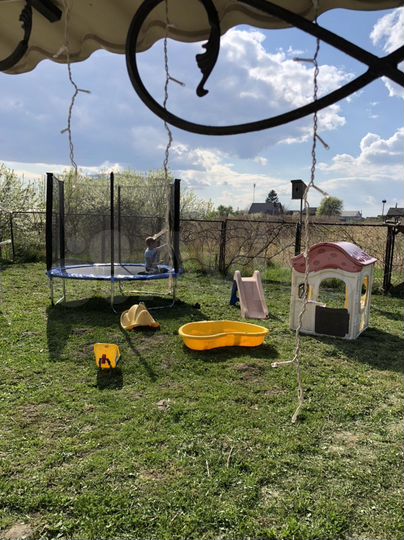 Дом 100 м² на участке 26 сот.