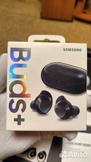 Беспроводные наушники Samsung Galaxy Buds +